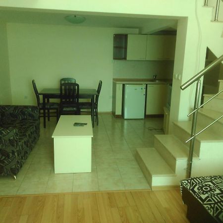 Apartments Bizone Kavarna Dış mekan fotoğraf