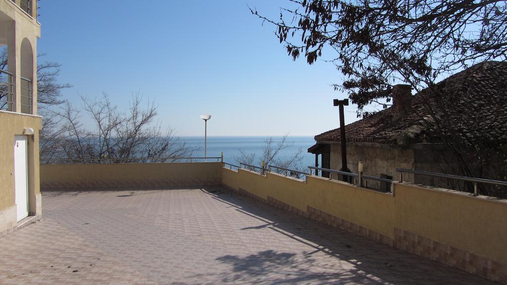 Apartments Bizone Kavarna Dış mekan fotoğraf