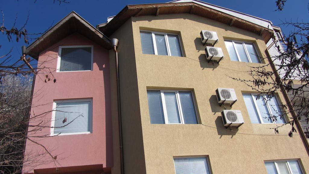 Apartments Bizone Kavarna Dış mekan fotoğraf
